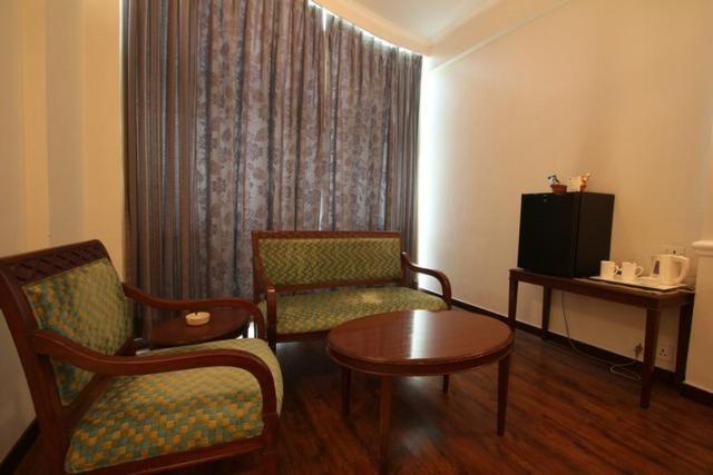 Hotel Crystal Palace Meerut Dış mekan fotoğraf